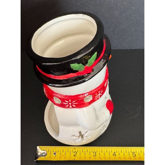 Yankee Candle 2022 Snowman Ceramic Tea Light Holder Luminary W/Tealights Holiday - Picture 10 of 16